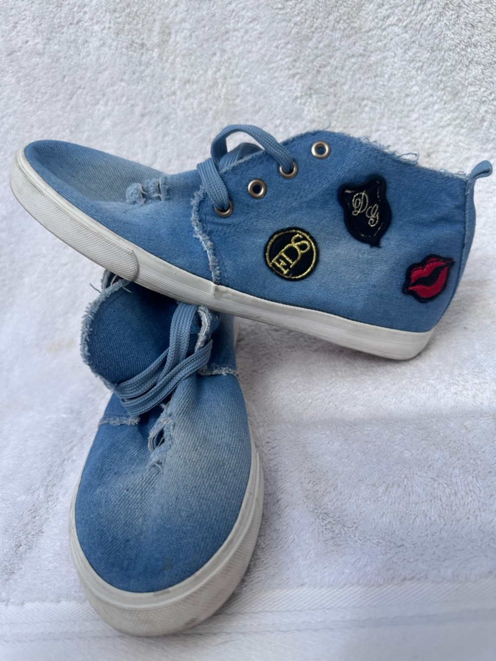 Pinky Light Blue Denim High-Top Sneakers